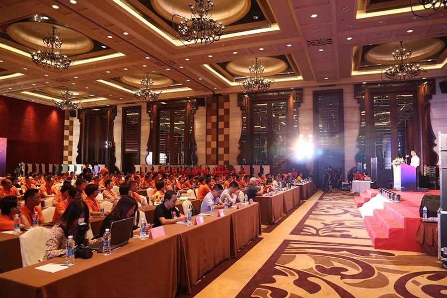 帝卡斯2019經銷商年會暨意大利“威尼托”品牌發(fā)布會隆重召開